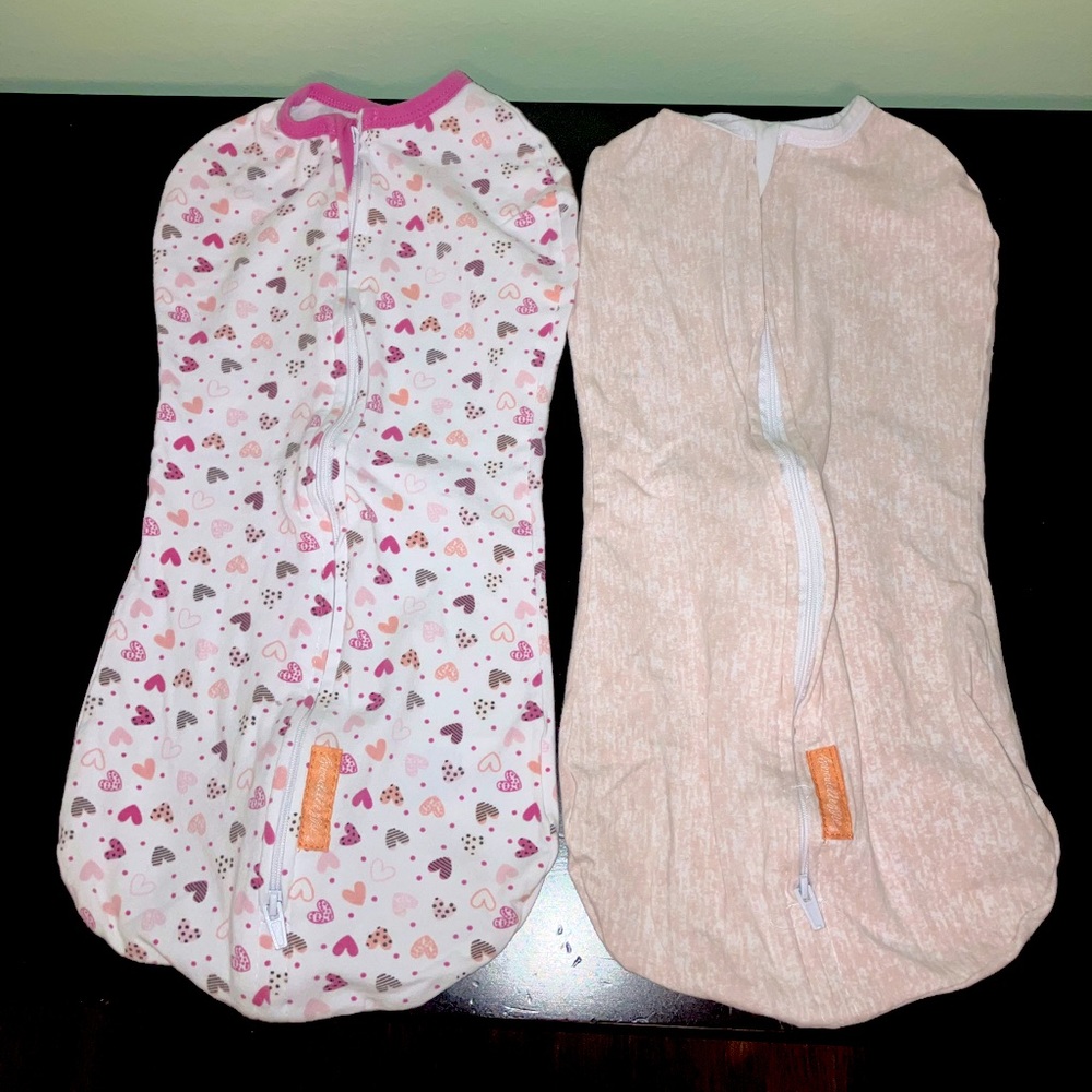 Pair of SwaddleMe pods size Small/Medium